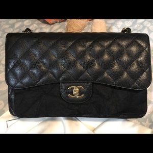Authentic Chanel Jumpo caviar golden bag